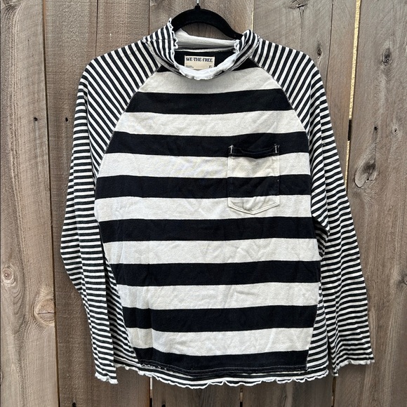 Free People We The Free Punk Playful Tee in Black Ivory Combo size XS - Picture 2 of 5